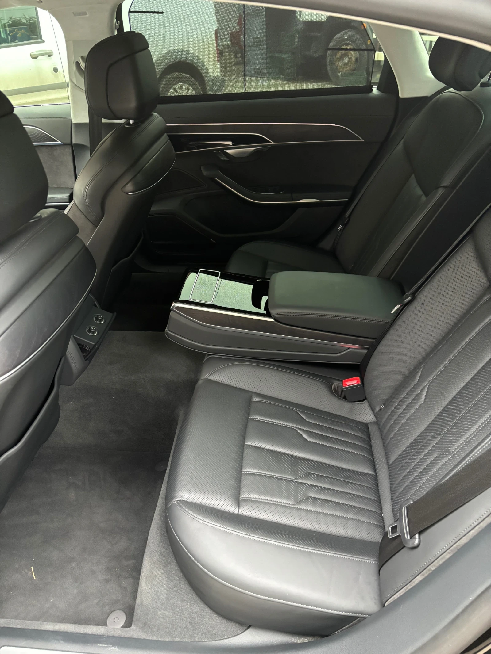 Audi A8  - изображение 7