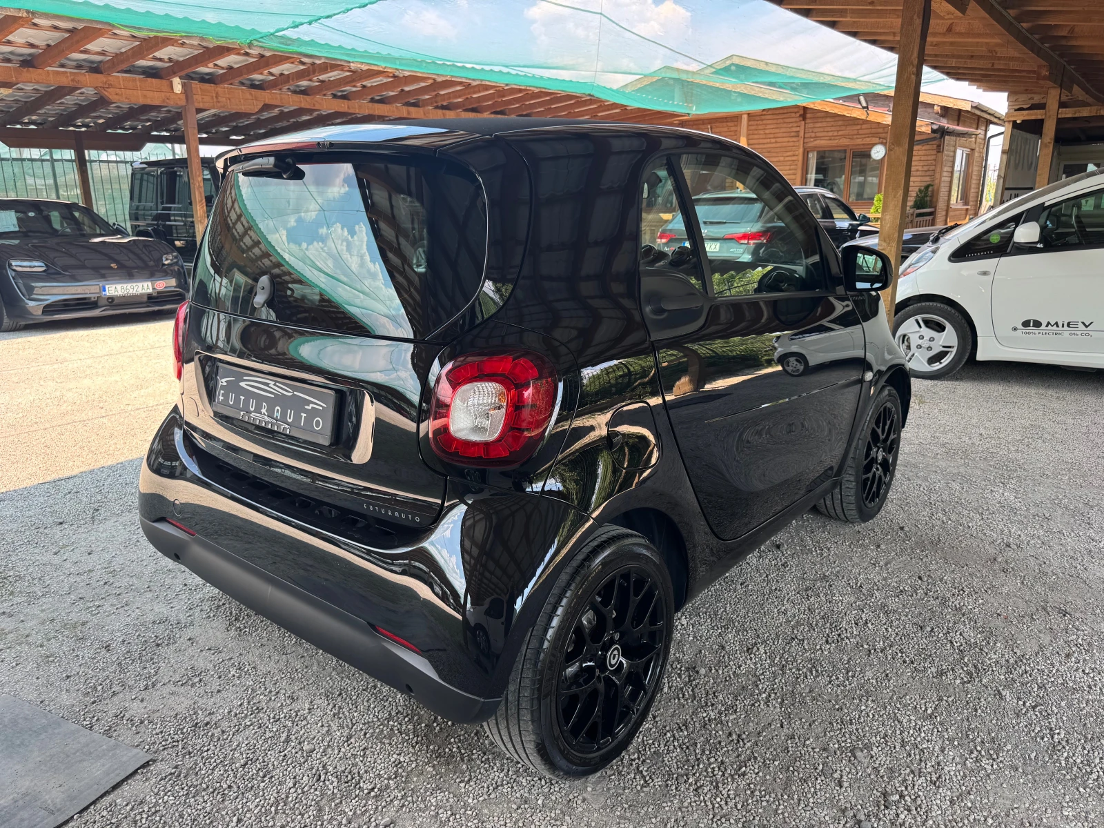 Smart Fortwo EQ 22kWh нов внос Швейцария - изображение 9