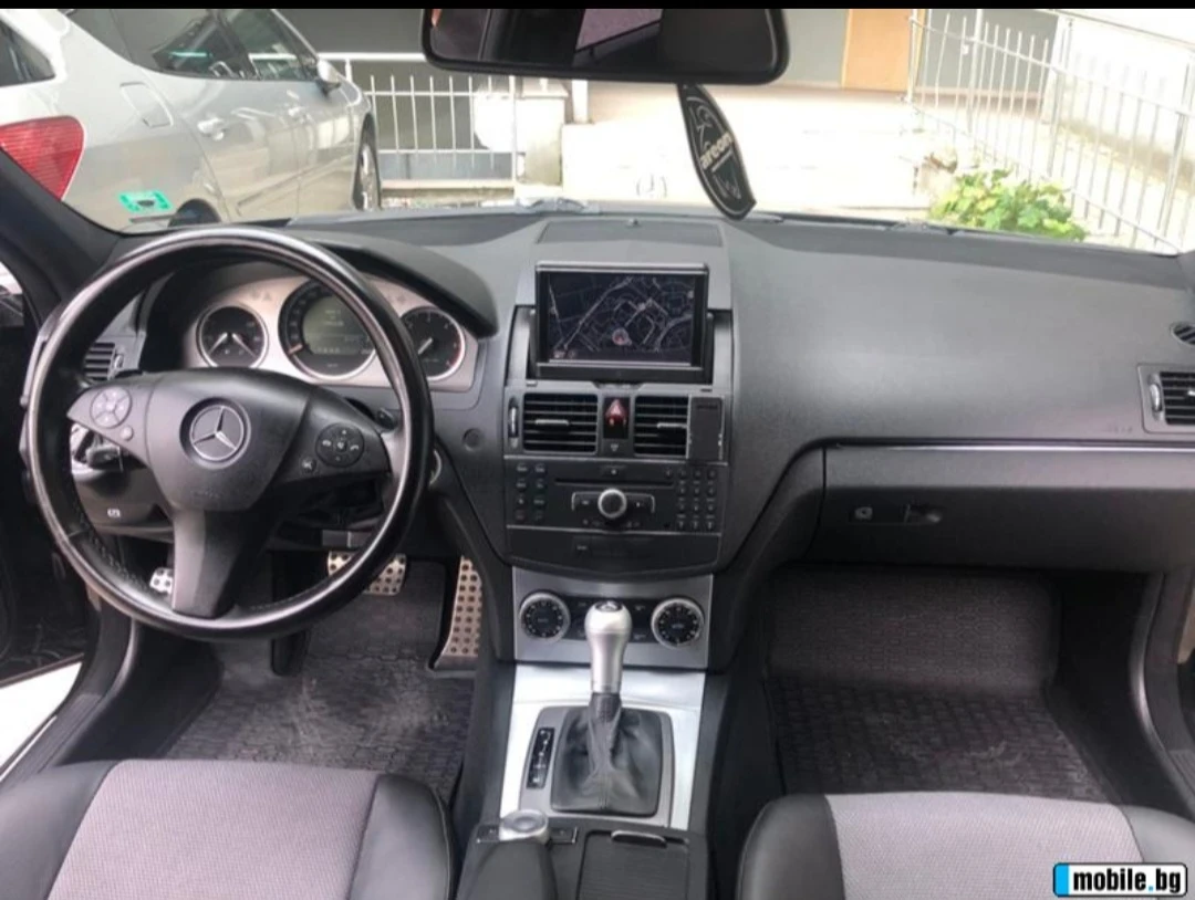 Mercedes-Benz 220 | Mobile.bg — изображение 2