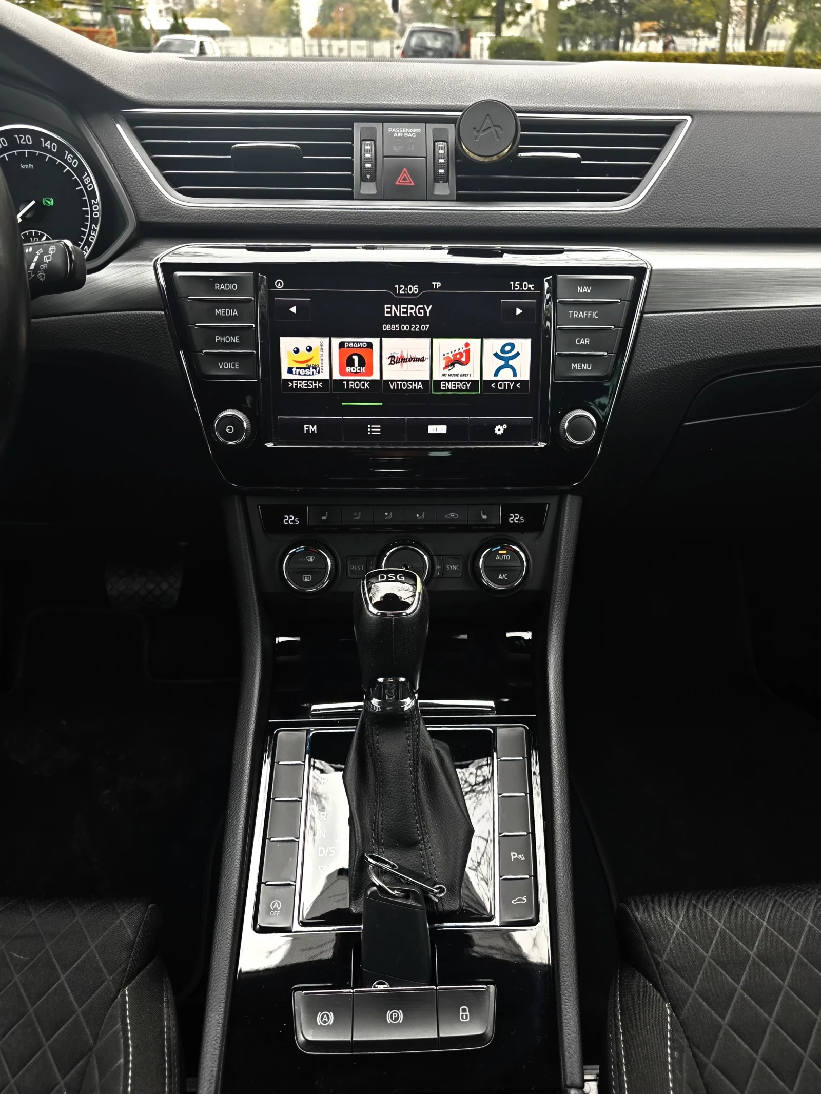 Skoda Superb 2.0  | Mobile.bg   13