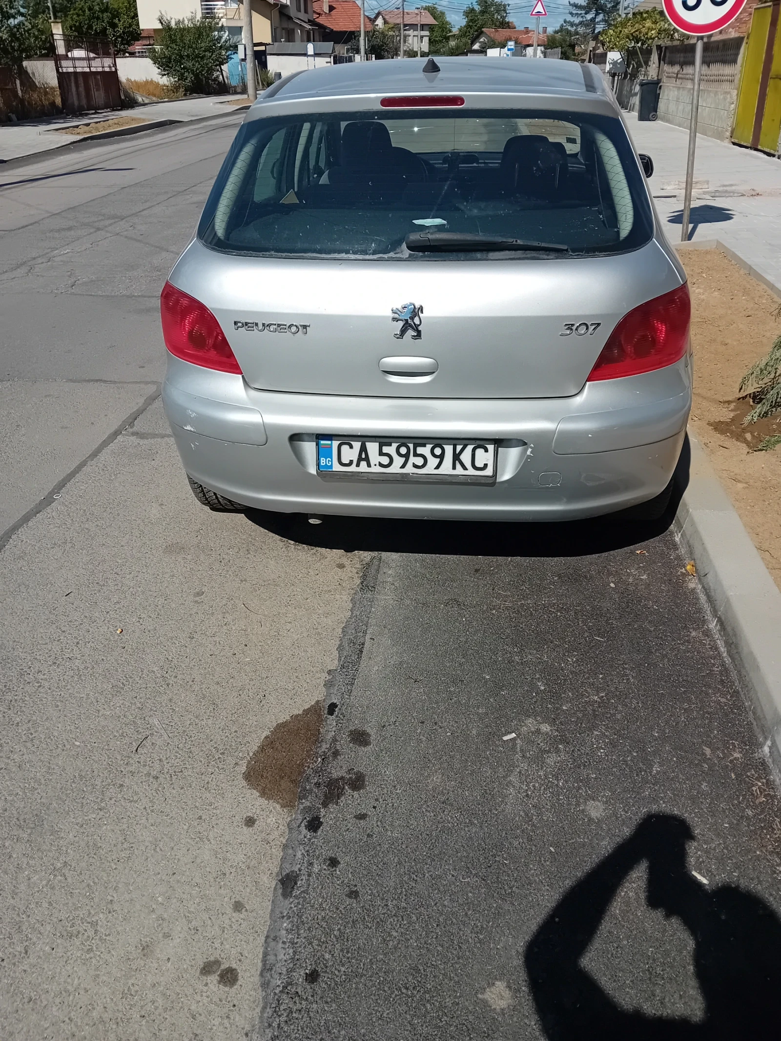 Peugeot 307 2.0i 136кс - изображение 3