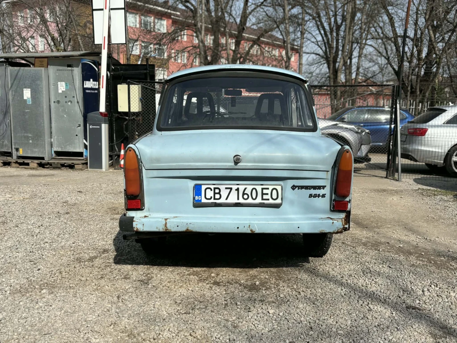 Trabant 601 S, снимка 2 - Автомобили и джипове - 53756560
