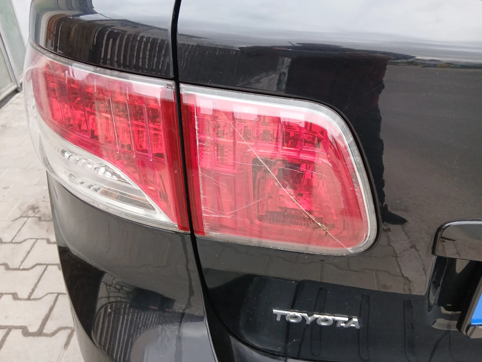 Toyota Avensis 2.0 D4D | Mobile.bg � ����������� 4