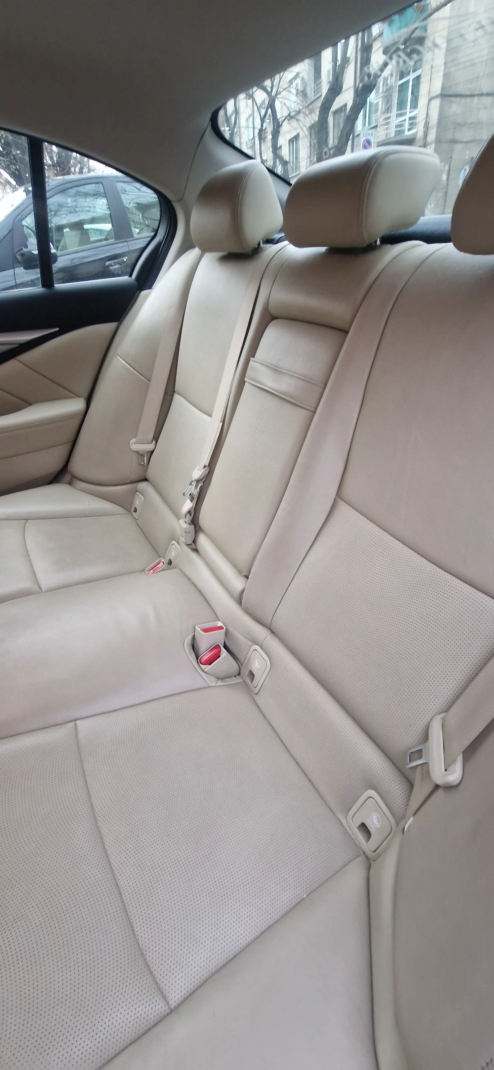 Infiniti Q50 Premium Tech, снимка 3 - Автомобили и джипове - 54021545