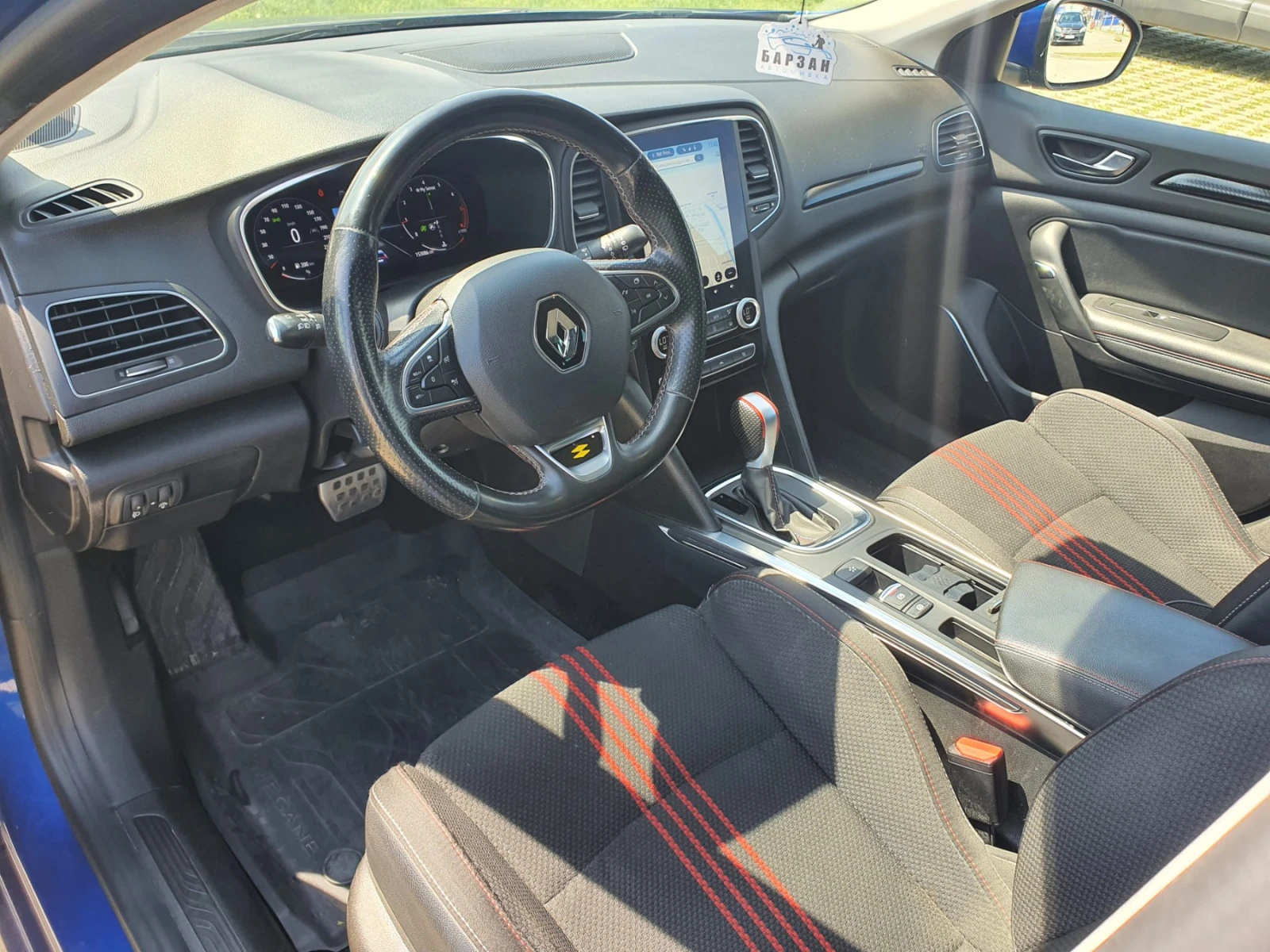 Renault Megane Grandtour RS Line 2021г., снимка 6 - Автомобили и джипове - 54356556