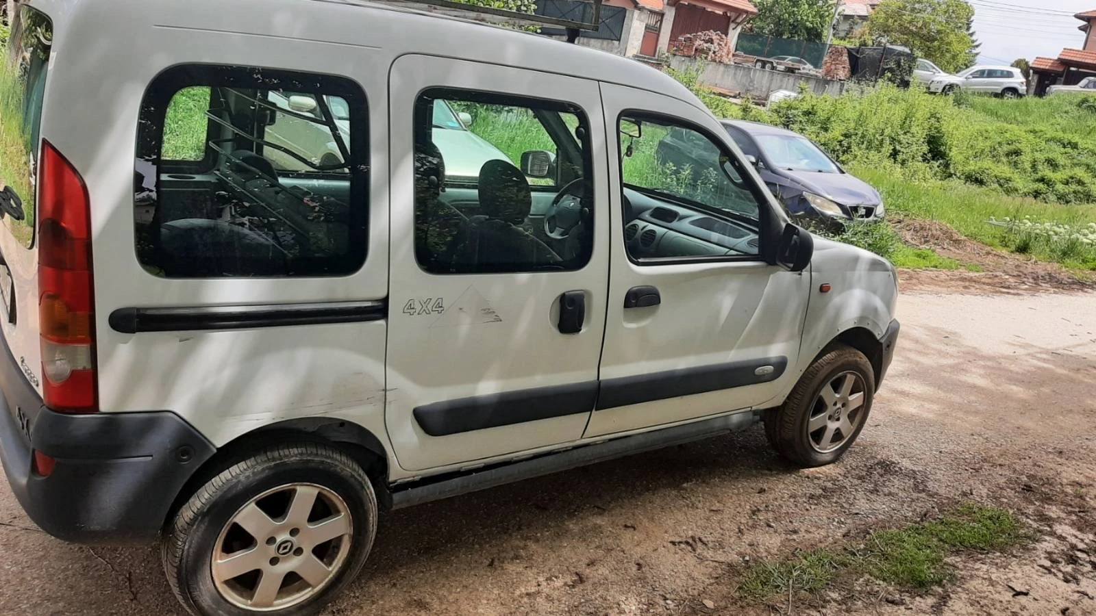 Renault Kangoo 1.9 dci, снимка 11 - Автомобили и джипове - 54858600