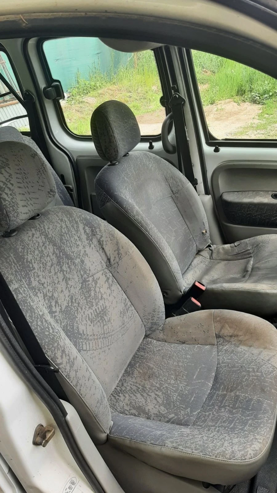 Renault Kangoo 1.9 dci, снимка 12 - Автомобили и джипове - 54858600