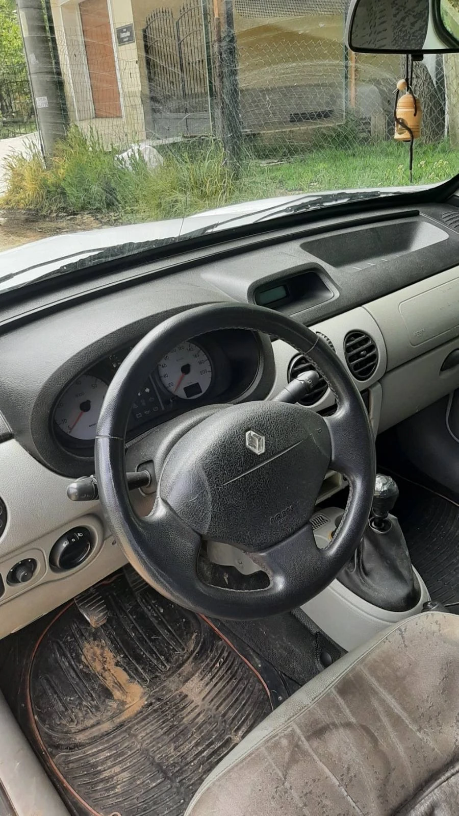 Renault Kangoo 1.9 dci, снимка 8 - Автомобили и джипове - 54858600