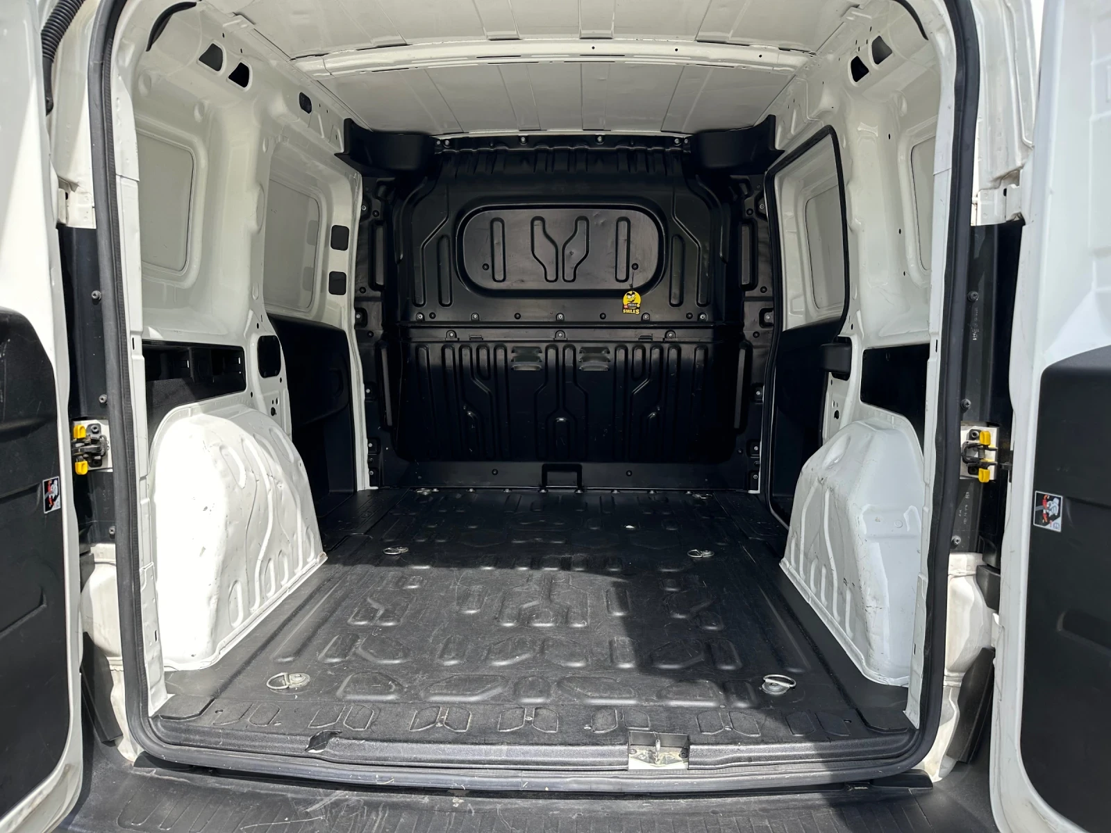 Opel Combo CDTI, снимка 8 - Автомобили и джипове - 54971293