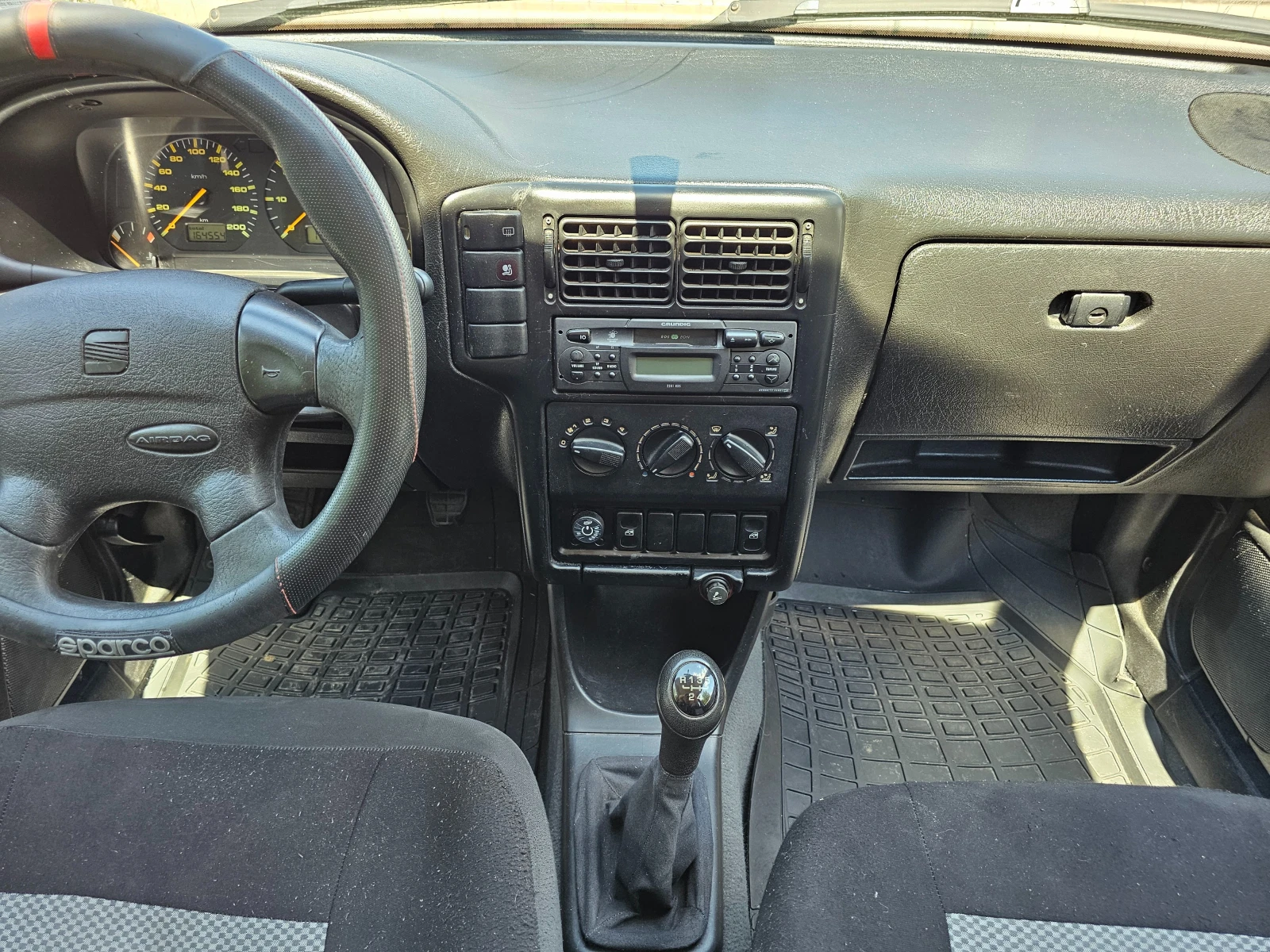 Seat Ibiza, снимка 12 - Автомобили и джипове - 55285244