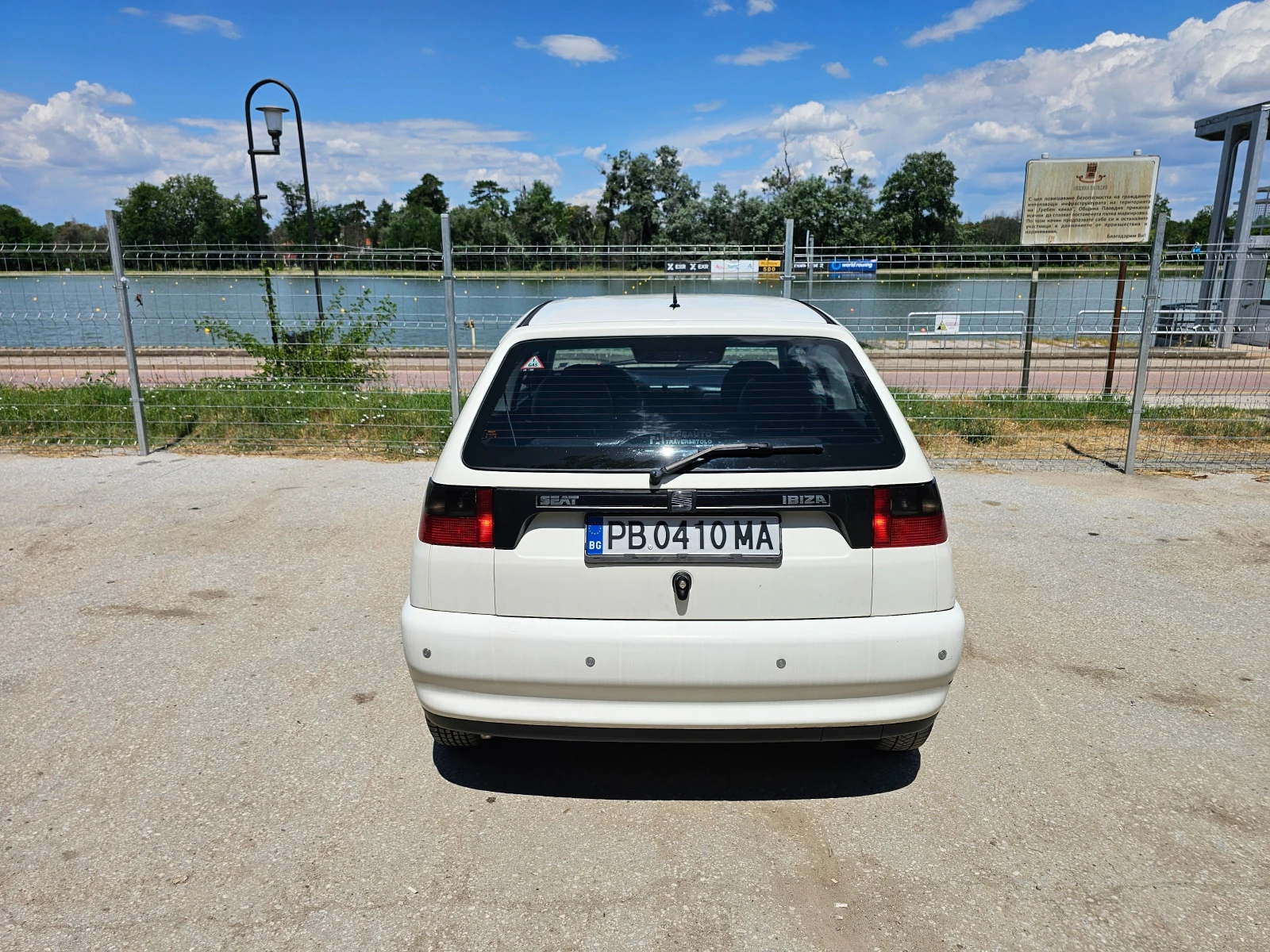 Seat Ibiza, снимка 5 - Автомобили и джипове - 55285244