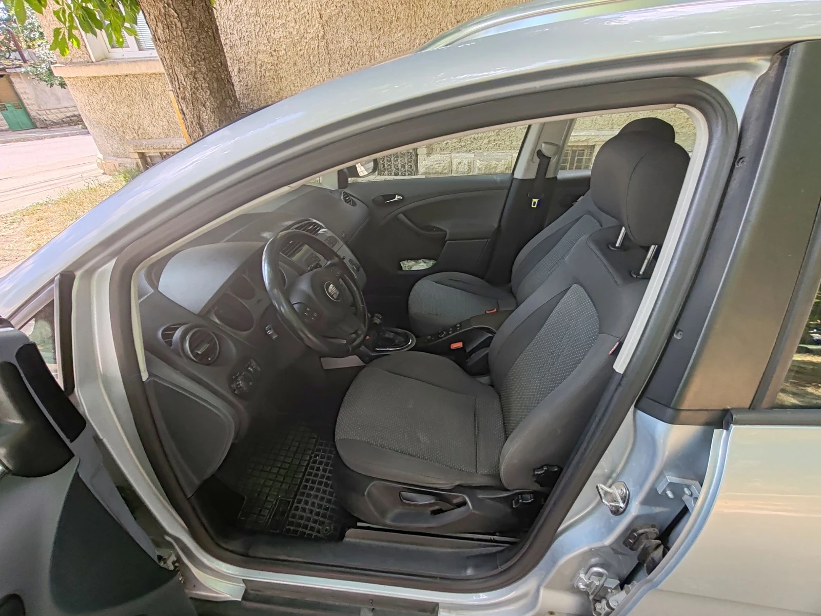 Seat Altea 1.6MPI, снимка 6 - Автомобили и джипове - 55465389