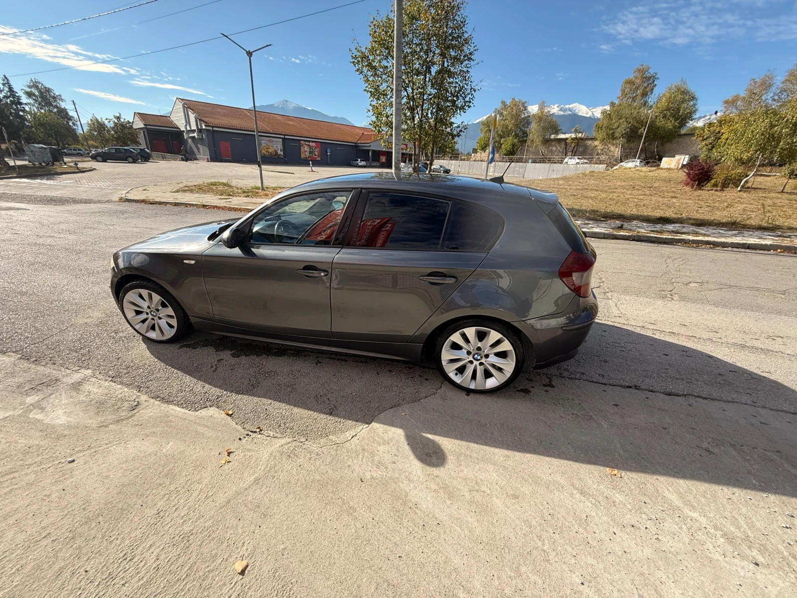 BMW 118, снимка 3 - Автомобили и джипове - 55578464