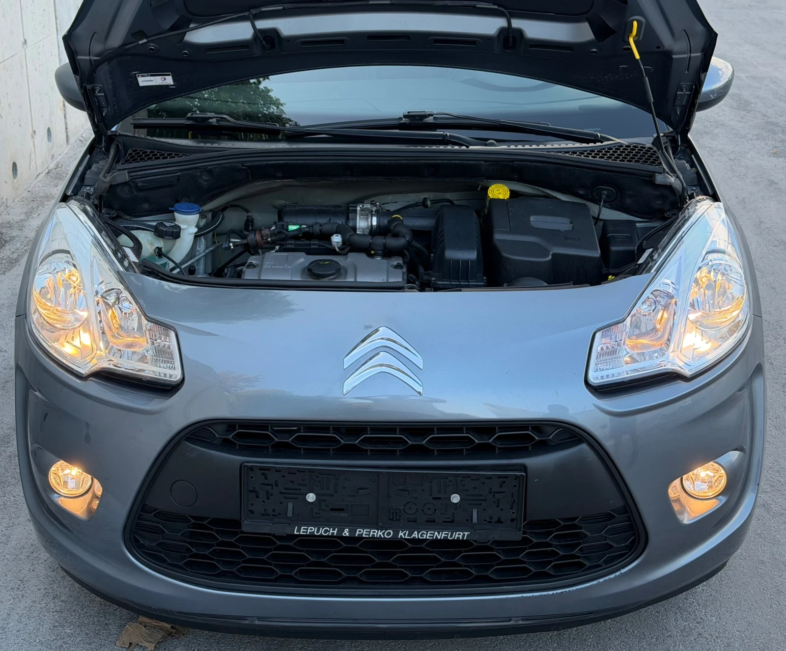 Citroen C3 1.1i 60кс * Климатик* * 45300км* , снимка 9 - Автомобили и джипове - 55593117