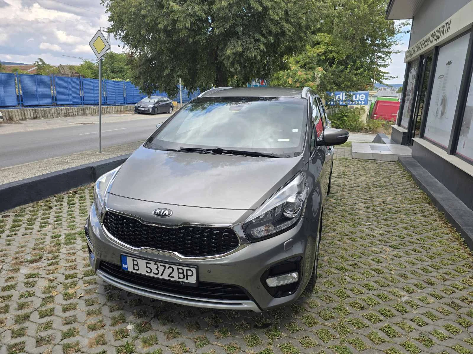 Kia Carens