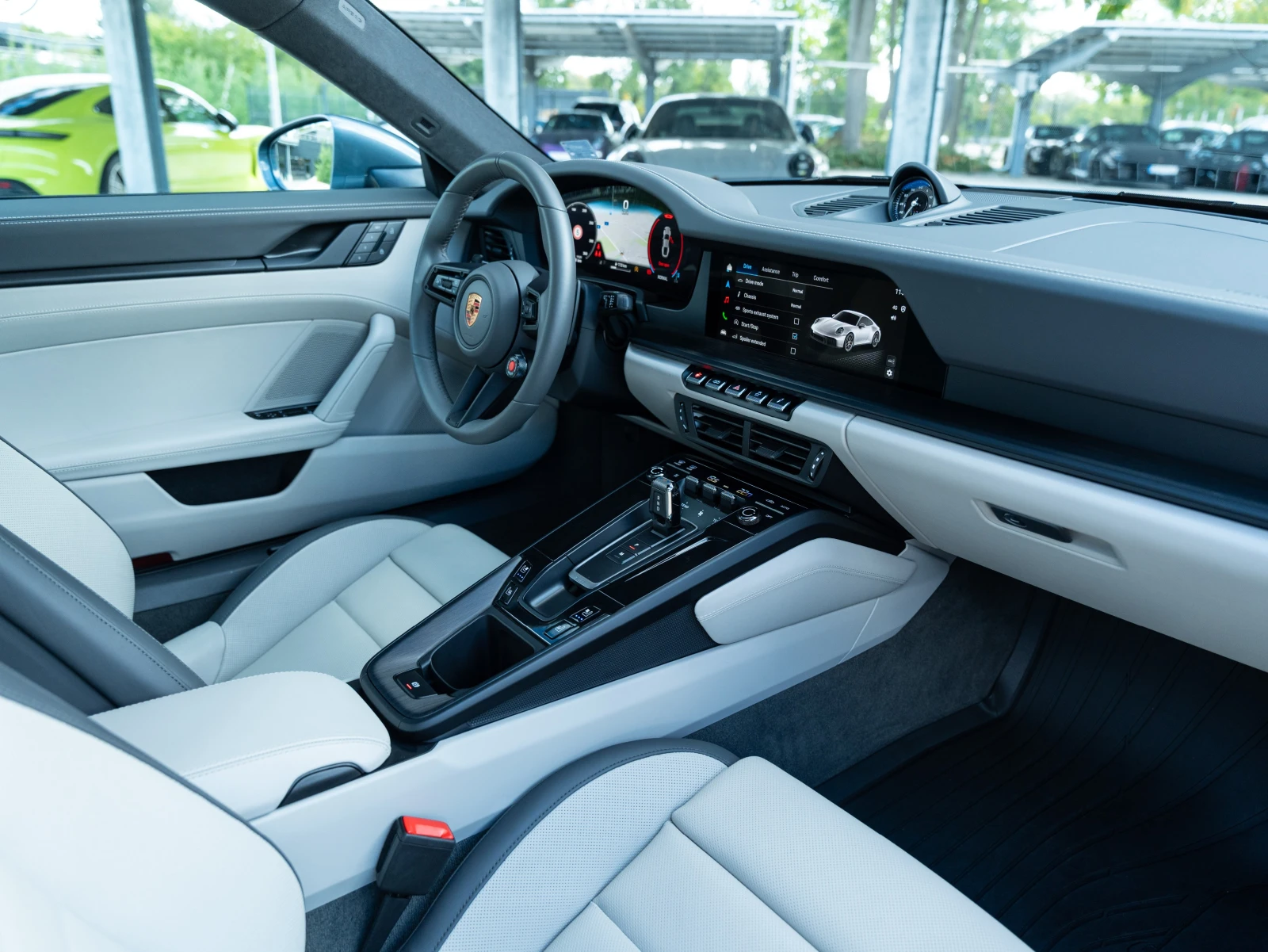 Porsche 911 Carrera 4 GTS, снимка 9 - Автомобили и джипове - 56254611