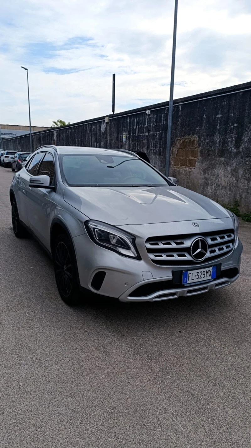 Mercedes-Benz GLA 200 FACELIFT, снимка 6 - Автомобили и джипове - 48300587