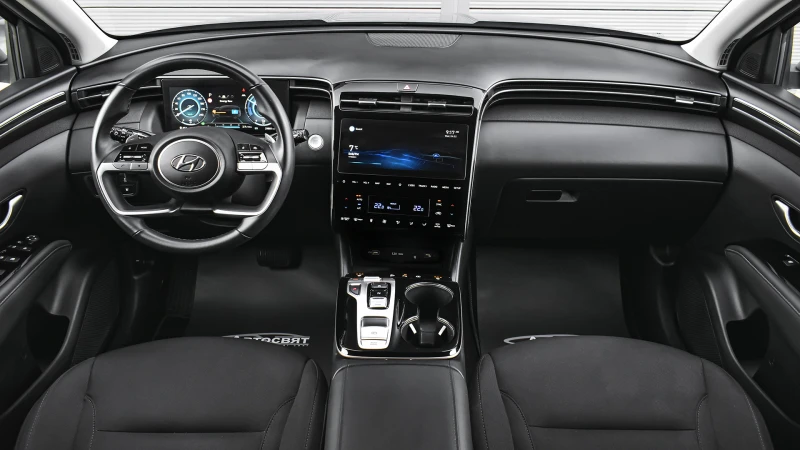 Hyundai Tucson 1.6 T-GDi COMFORT Plug-in Hybrid 4x4 Automatic, снимка 8 - Автомобили и джипове - 53354902