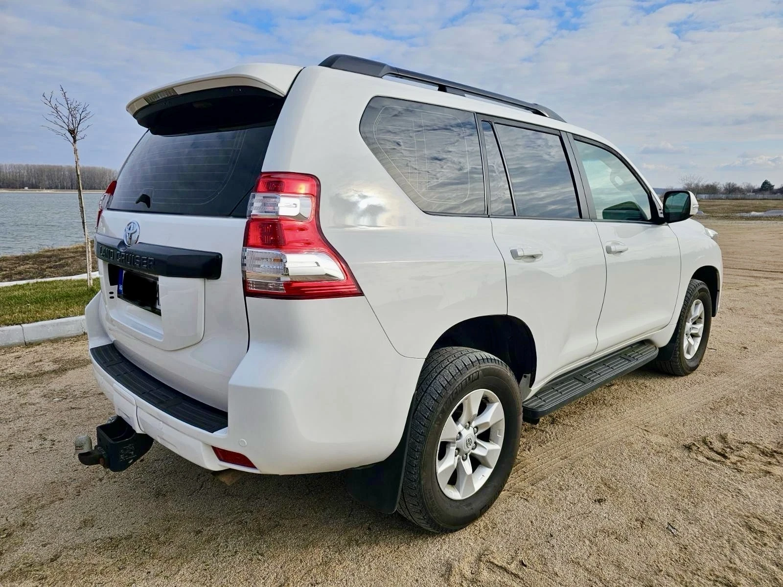 Toyota Land cruiser Лизинг/Facelif/ДългаБаза+ 7места/ЧистоНова: 70000к - изображение 4