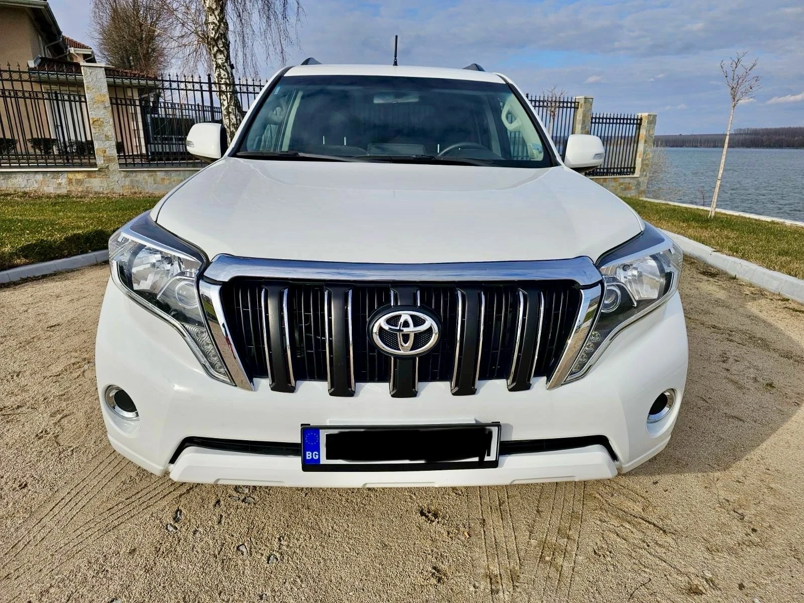 Toyota Land cruiser Лизинг/Facelif/ДългаБаза+ 7места/ЧистоНова: 70000к - изображение 3