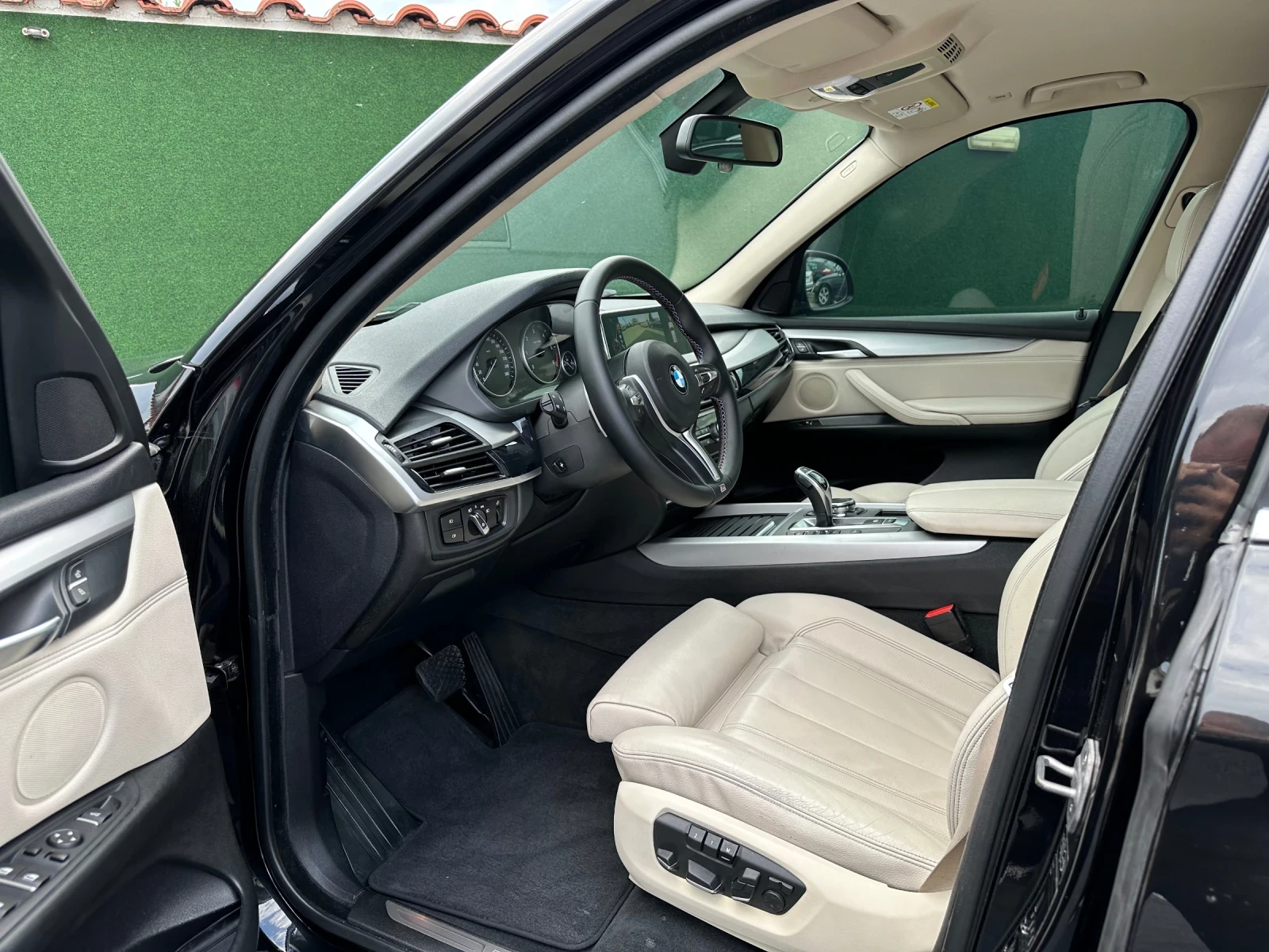BMW X5 3.0d MPack KeyLessGO Памет ЛИЗИНГ - изображение 8