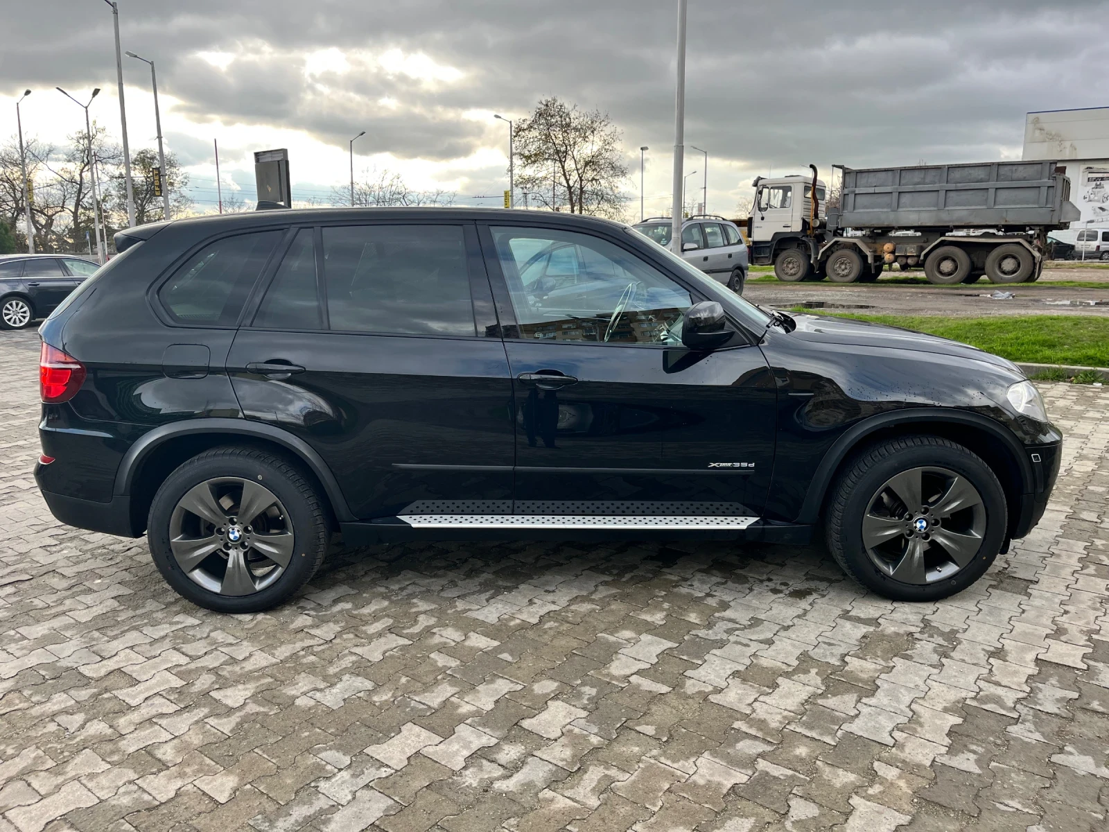 BMW X5 35d 272 кс. / Сменени вериги / Обслужен / Реални к, снимка 4 - Автомобили и джипове - 54090027