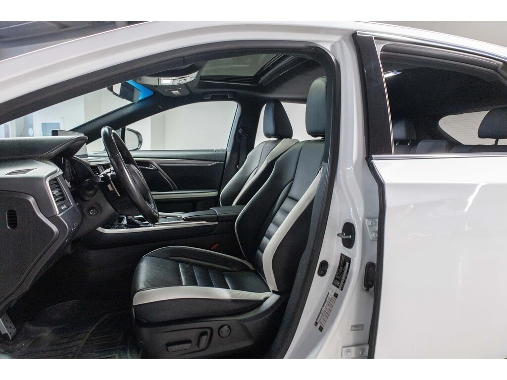 Lexus RX 350 BLACKLINE EDITON* * CARFAX * * АВТО КРЕДИТ * * , снимка 11 - Автомобили и джипове - 54111920