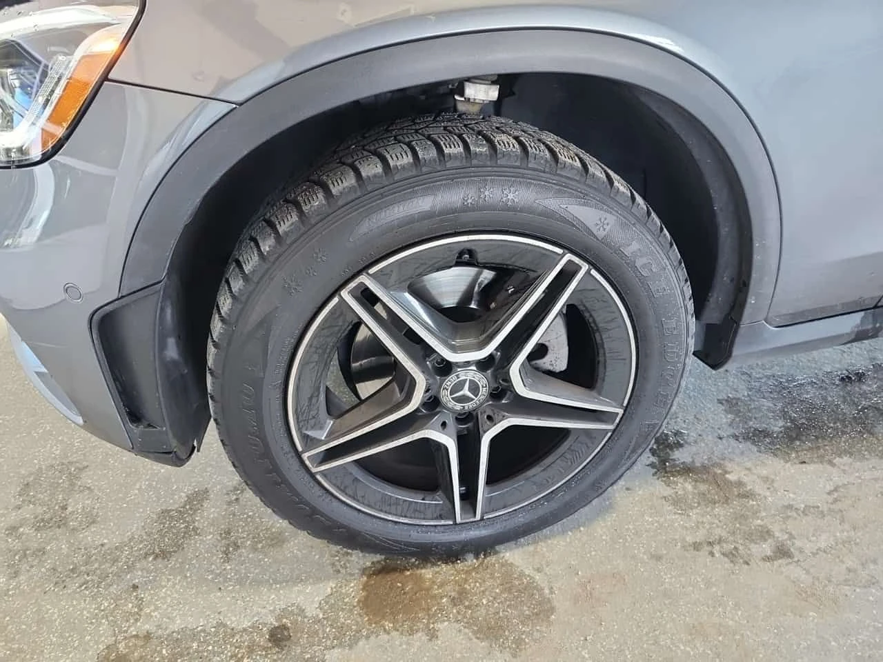 Mercedes-Benz GLC 300  AMBIENT / 360 / MEMORY / PANO , снимка 5 - Автомобили и джипове - 55638015