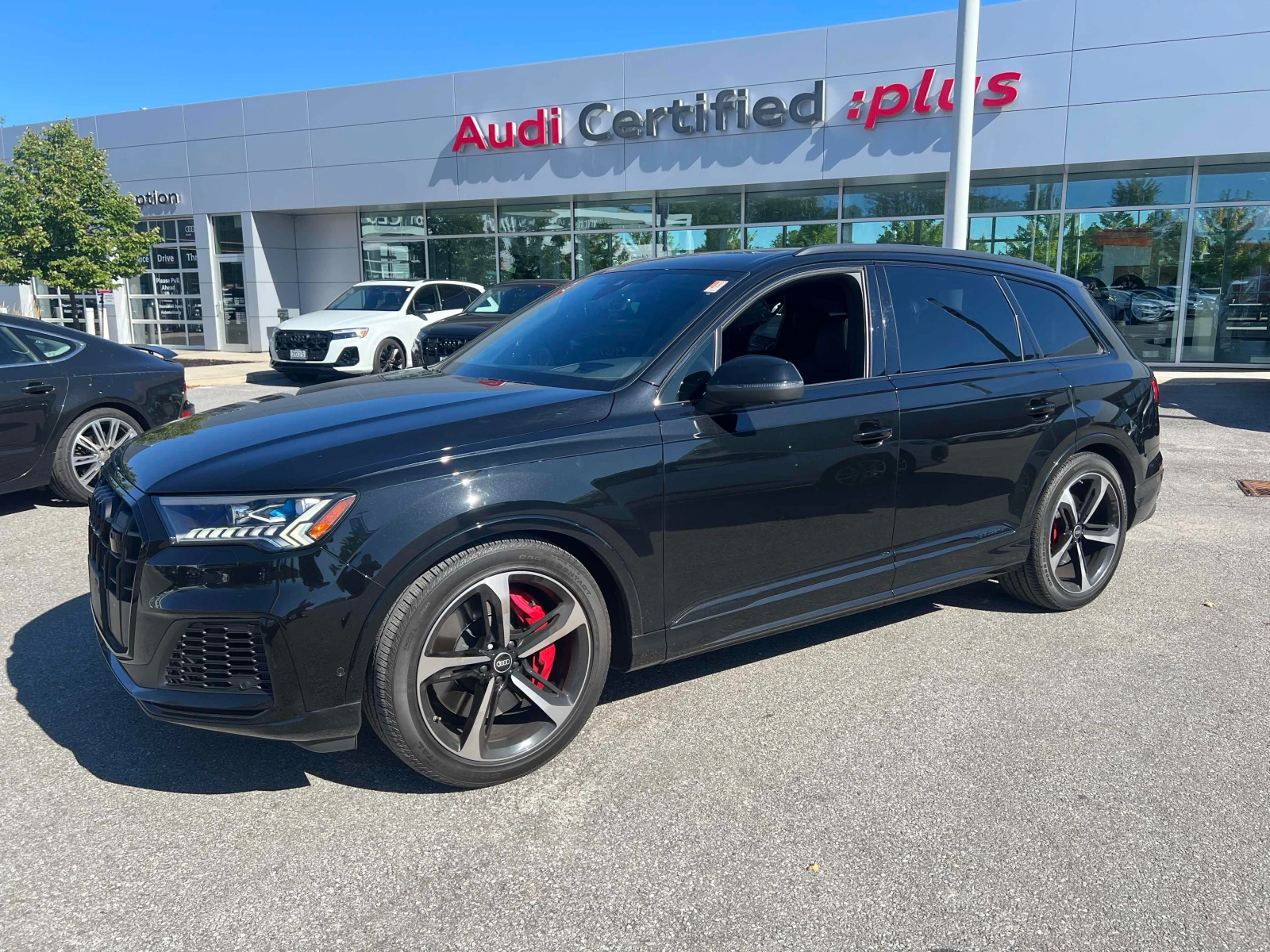 Audi SQ7 * 4.0 TFSI quattro * CARFAX * ОПЦИЯ ЗА ФИНАНСИРАНЕ