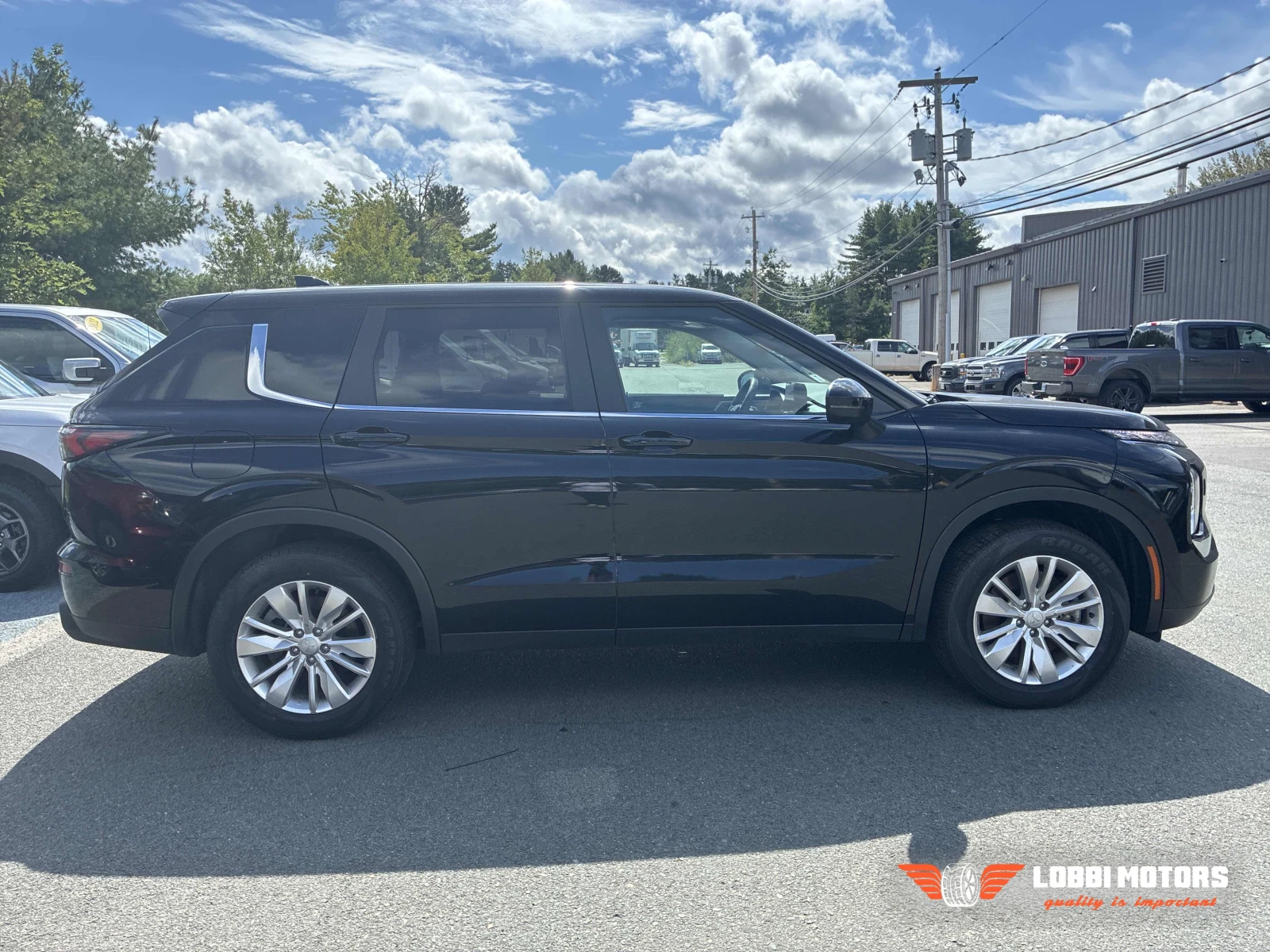 Mitsubishi Outlander, снимка 3 - Автомобили и джипове - 56113692