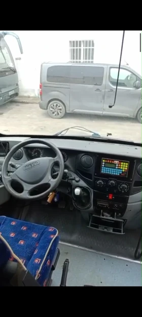 Iveco 50с18 Wing Перфектен с инвалидна платформа , снимка 9