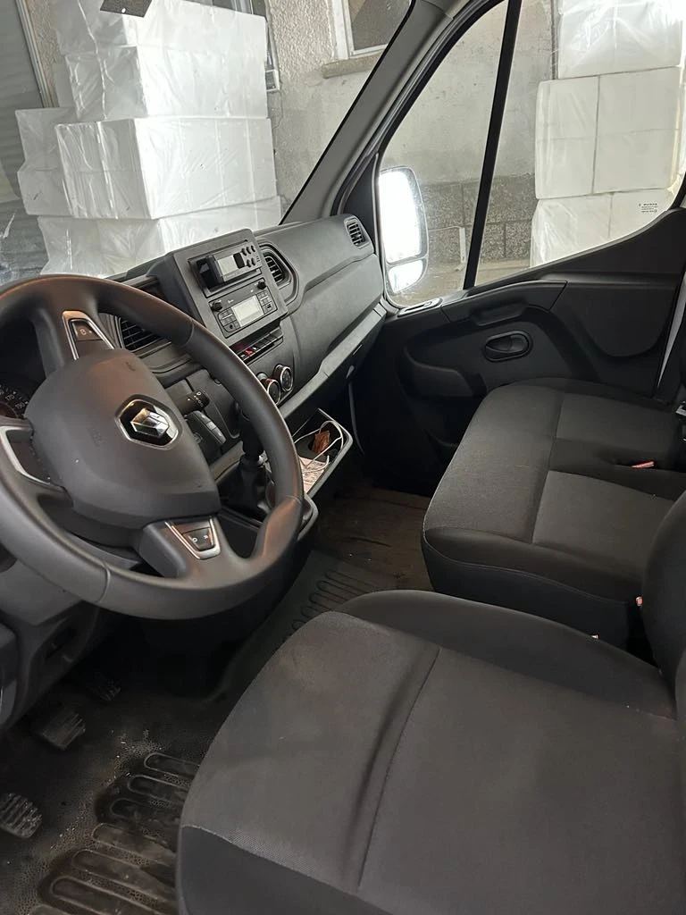 Renault Master Хладилен, снимка 2 - Бусове и автобуси - 49313210