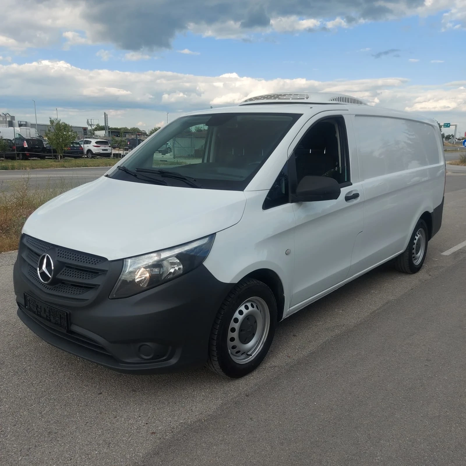 Mercedes-Benz Vito хладилен с климатик