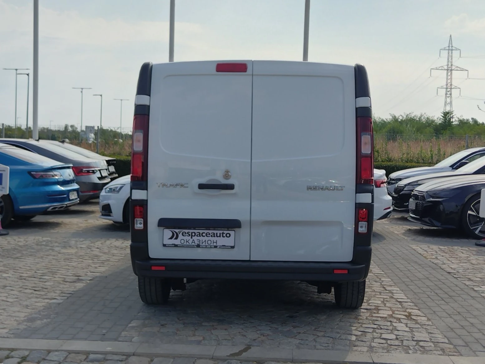 Renault Trafic 2.0dCi/ 110к.с./L1H1/ КАПАРИРАН, снимка 5 - Бусове и автобуси - 55786980