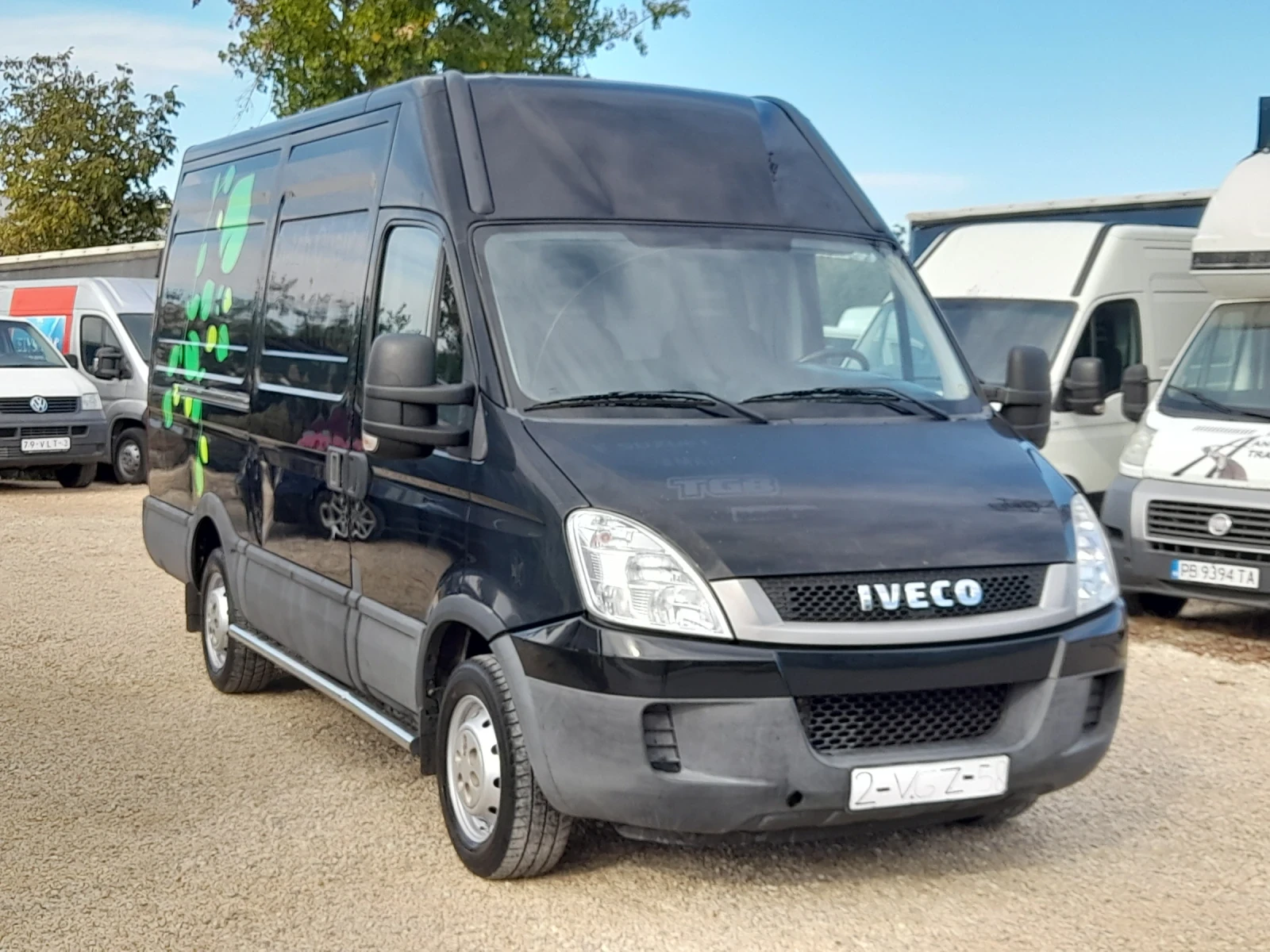 Iveco Daily FACELIFTE, снимка 2 - Бусове и автобуси - 56540675