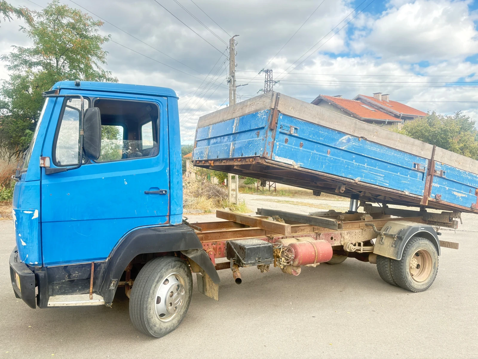 Mercedes-Benz 809 Самосвал , снимка 13 - Камиони - 56266534