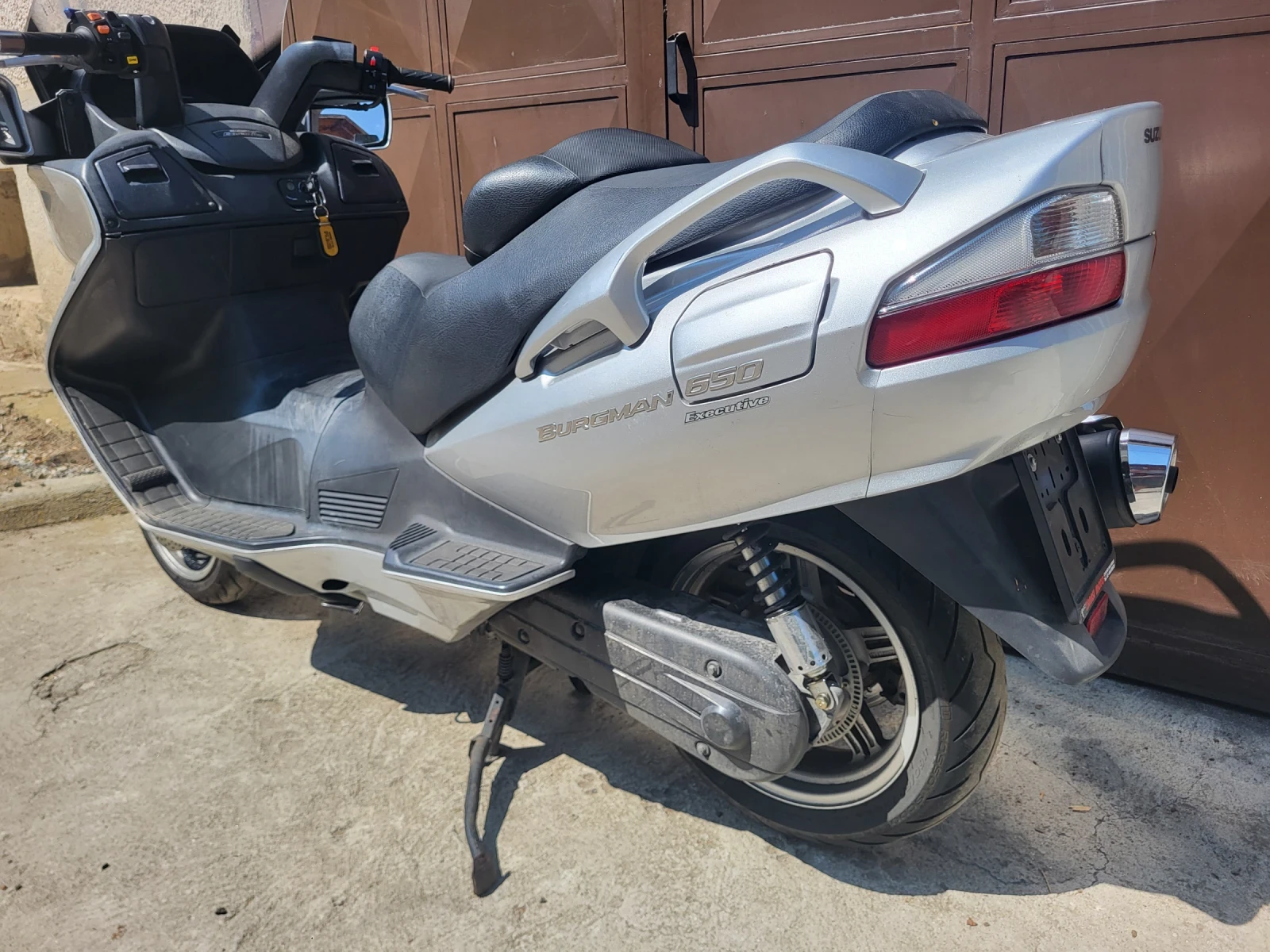 Suzuki Burgman 650 Executive - изображение 7