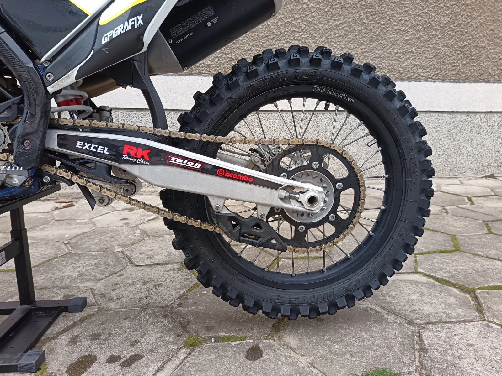 Husqvarna FC | Mobile.bg � ����������� 10