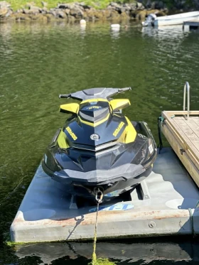 ����� �� �������� �� ���� Bombardier Sea Doo 215 GTR
