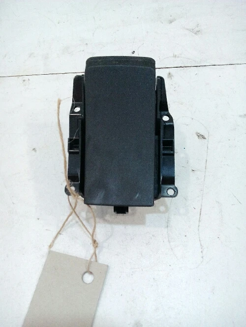 Пепелник Рено Лагуна преден