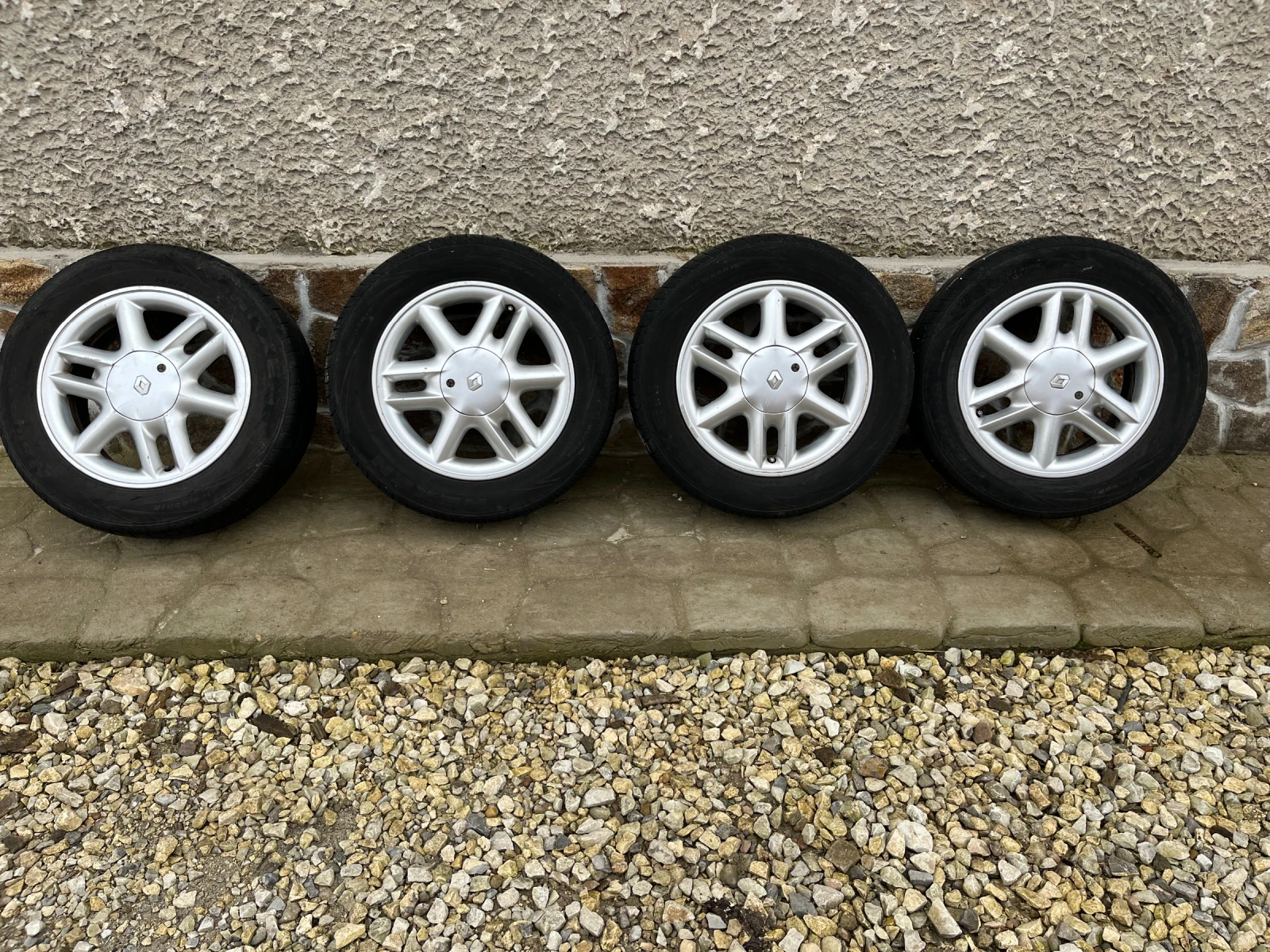 Гуми с джанти Nexen 195/65R15