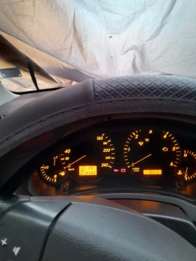 Toyota Avensis, снимка 13