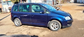 VW Touran 2.0 TDI 6 СК!, снимка 2