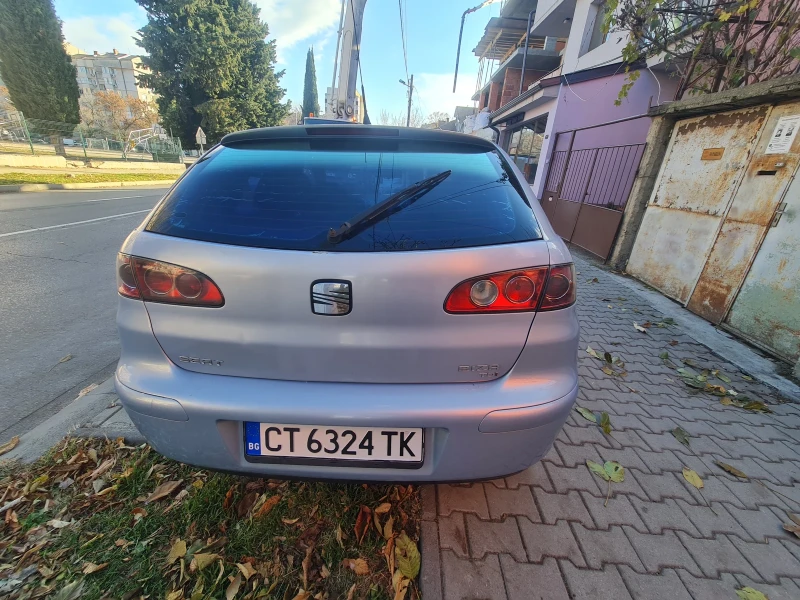 Seat Ibiza, снимка 2 - Автомобили и джипове - 47818301