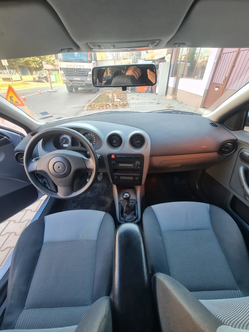 Seat Ibiza, снимка 9 - Автомобили и джипове - 47818301