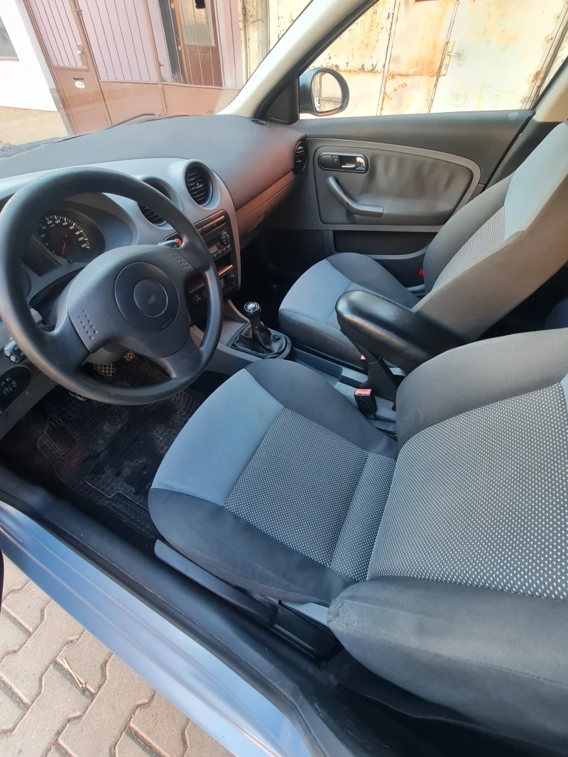 Seat Ibiza, снимка 8 - Автомобили и джипове - 47818301