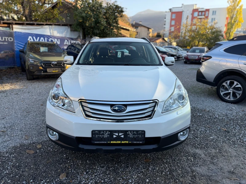 Subaru Outback 2.5 EXECUTIVE, снимка 2 - Автомобили и джипове - 47910291