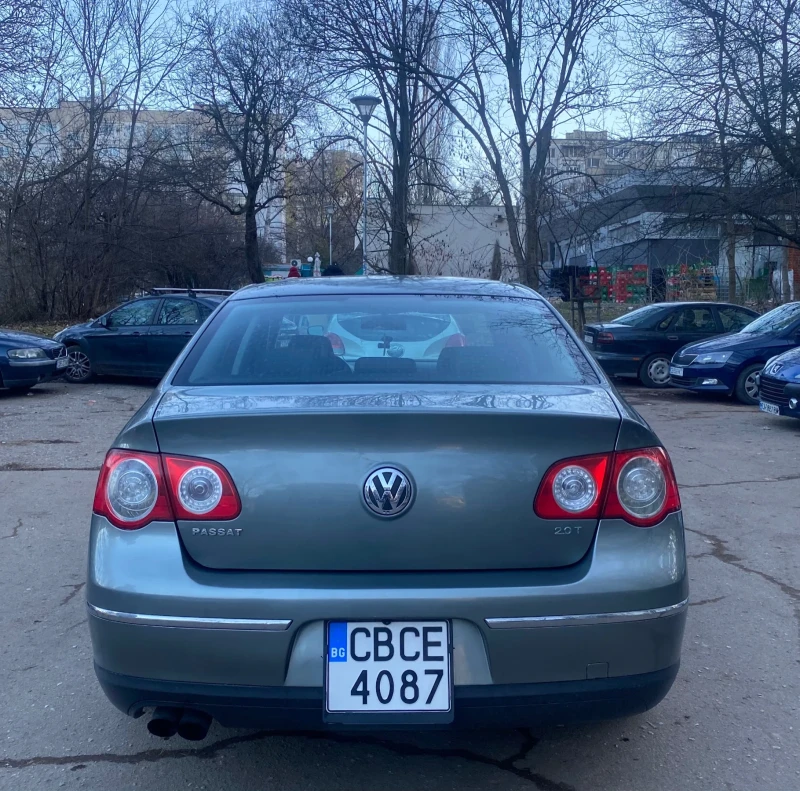 VW Passat 2.0 T, снимка 2 - Автомобили и джипове - 49441998