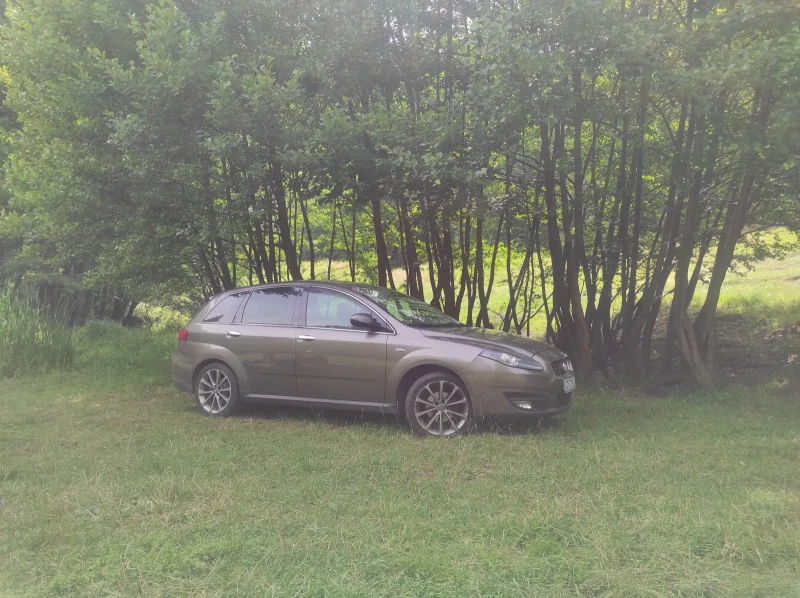 Fiat Croma 1.9 Multijet , снимка 3 - Автомобили и джипове - 52297781