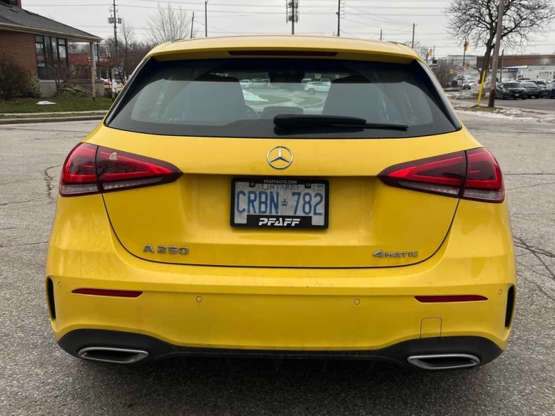 Mercedes-Benz A 250 CARFAX, снимка 4 - Автомобили и джипове - 53088914